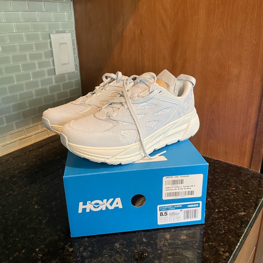 HOKA CLIFTON L SUEDE - COUNTRY AIR/BIT OF BLUE Size 9.5